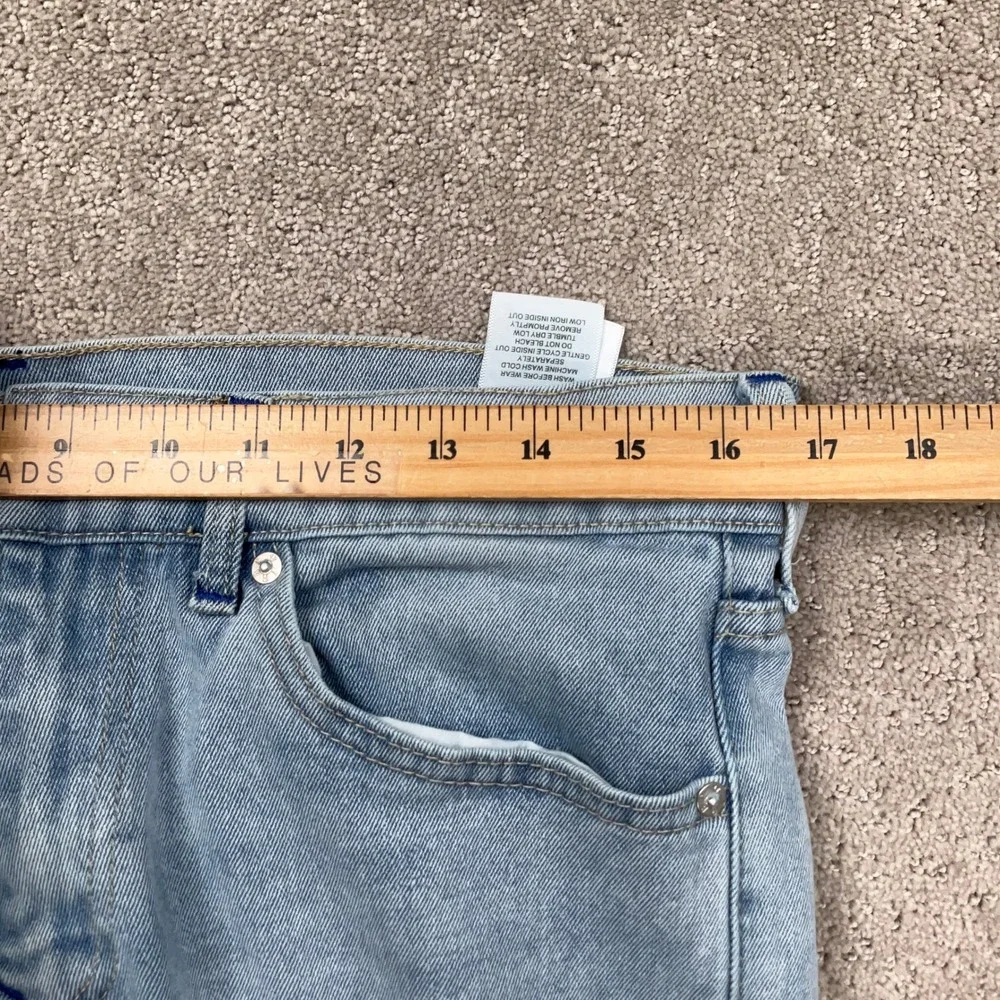 True Religion Geno Jeans Mens 33 Blue Fade Y2K Relaxed Slim Urban Iconic Denim